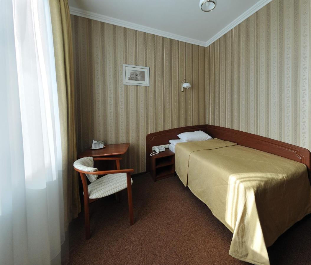Park Hotel Zamkovy Gomel Exteriör bild