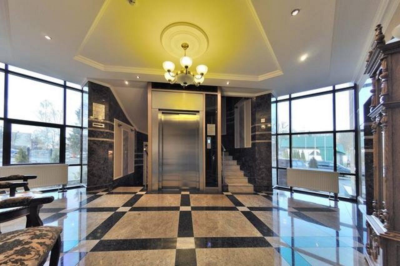 Park Hotel Zamkovy Gomel Exteriör bild