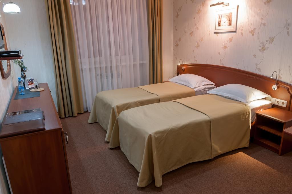 Park Hotel Zamkovy Gomel Exteriör bild