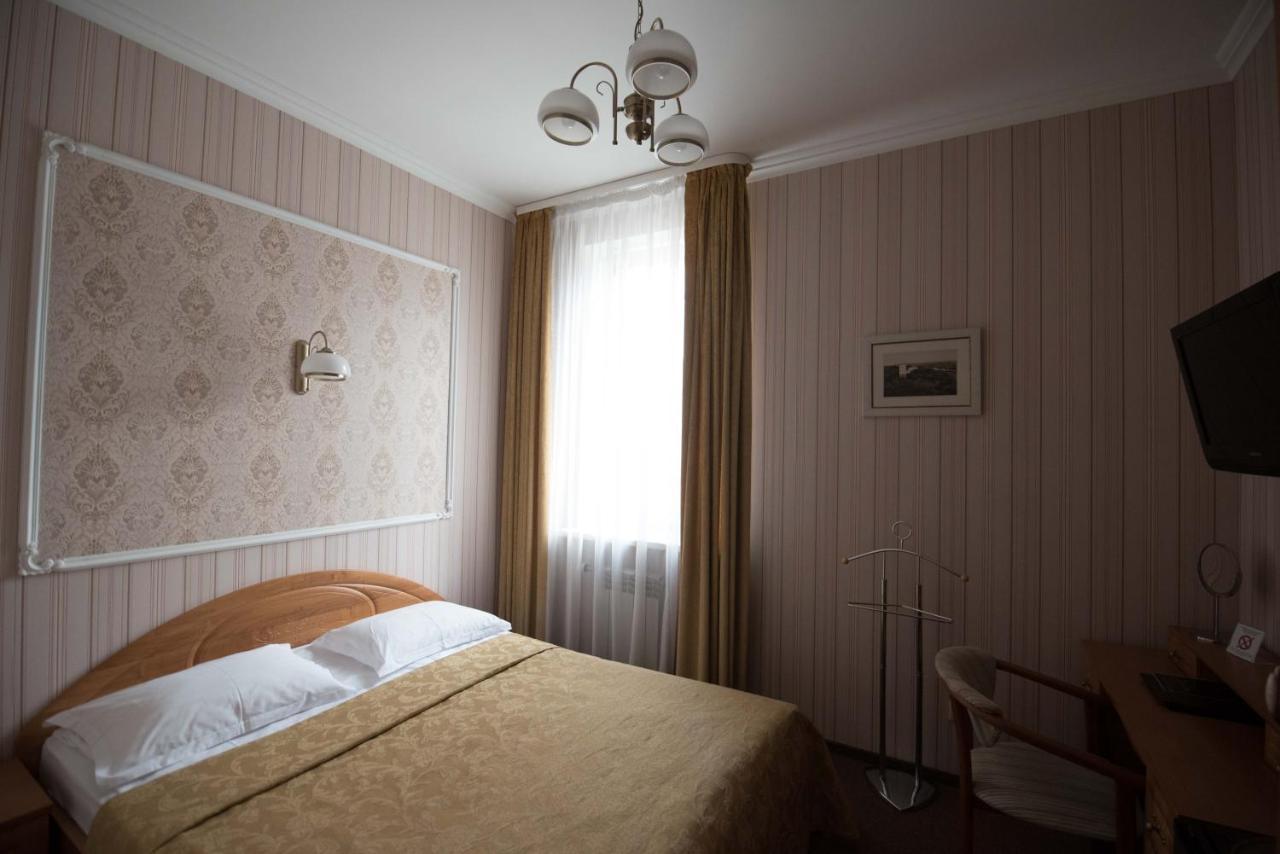 Park Hotel Zamkovy Gomel Exteriör bild